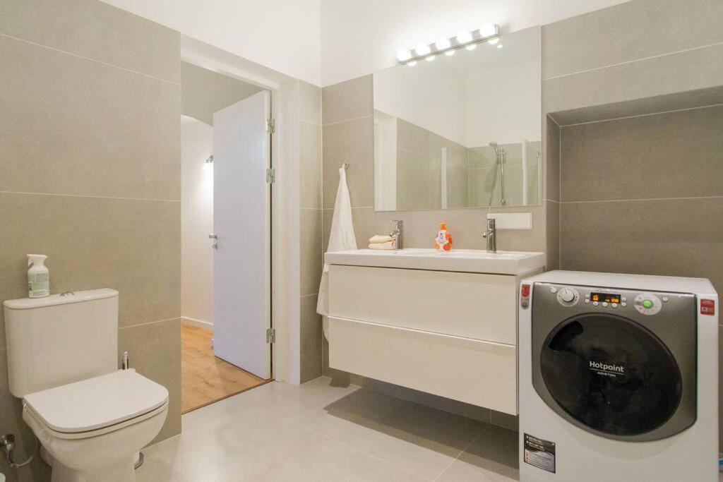 Modern & Spacious 80M2 Apartment In Riga Old Town Zewnętrze zdjęcie
